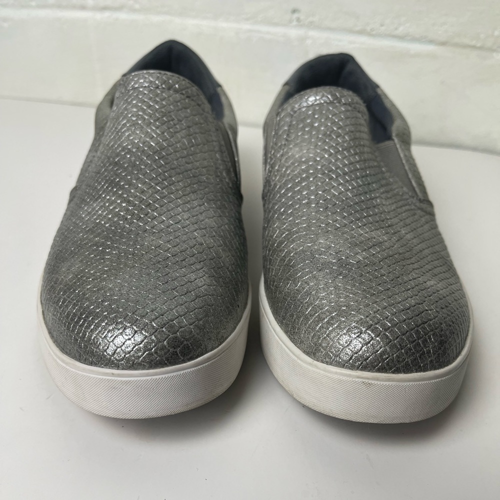 Dr.Scholl’s Memory Foam Cool Fit Woman’s Silver Snakeskin Slip On Flats 8.5M - Picture 3 of 9